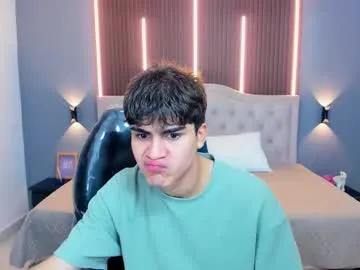 Admire 18 years old tommy18__ from Chaturbate tommy18__ from Chaturbate