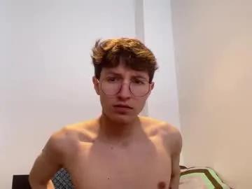 twinkie_19_004 from Chaturbate