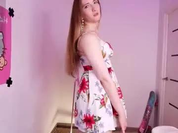 Sexy Vi_luxxxy wants you to fuck zir body now vi_luxxxy from Chaturbate