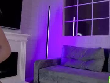 wellicaren from Chaturbate