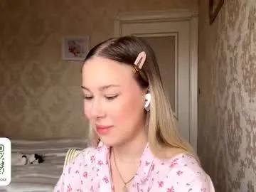 yolondaillovsky from Chaturbate