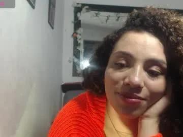 zoe_tai from Chaturbate