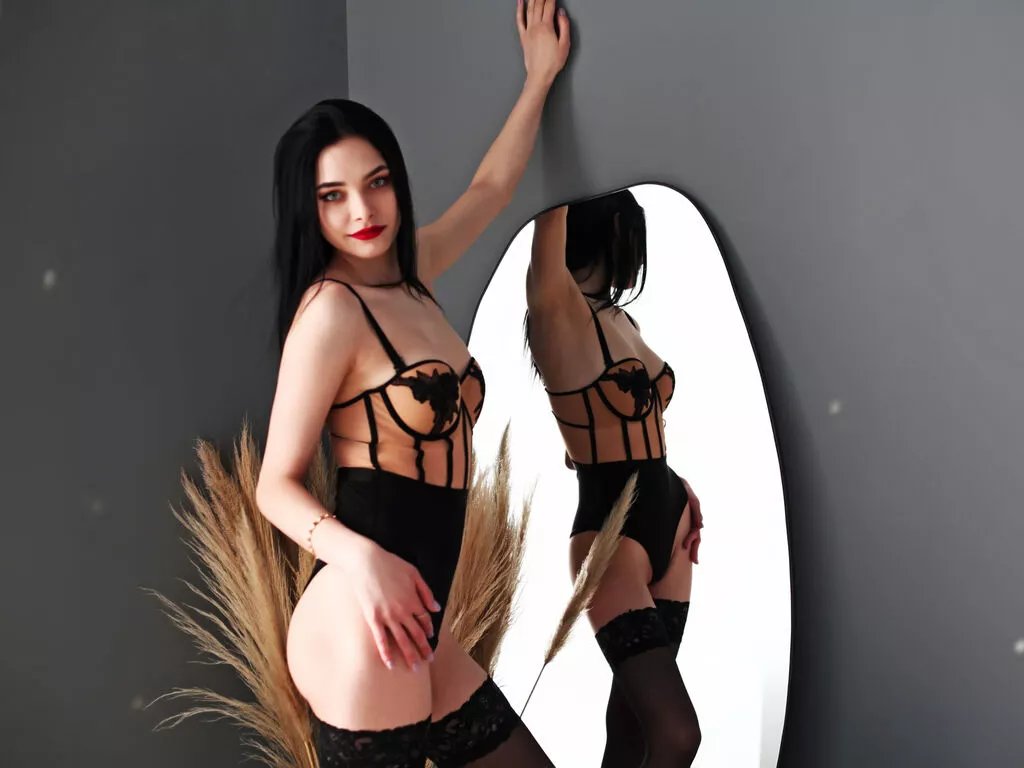 AnnaWell from LiveJasmin