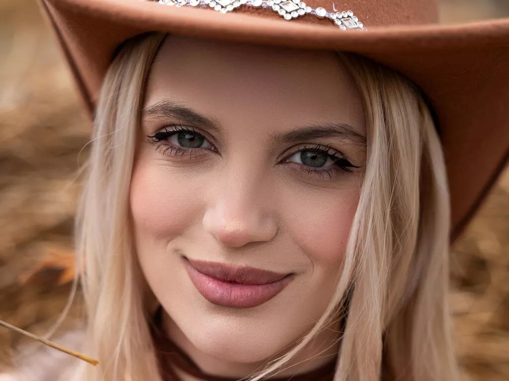 Eden from LiveJasmin